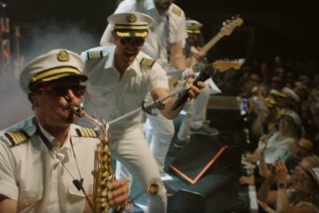 Band performs yacht rock music