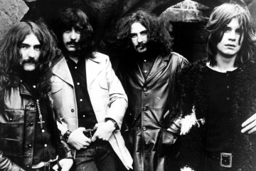 Original Black Sabbath lineup performing